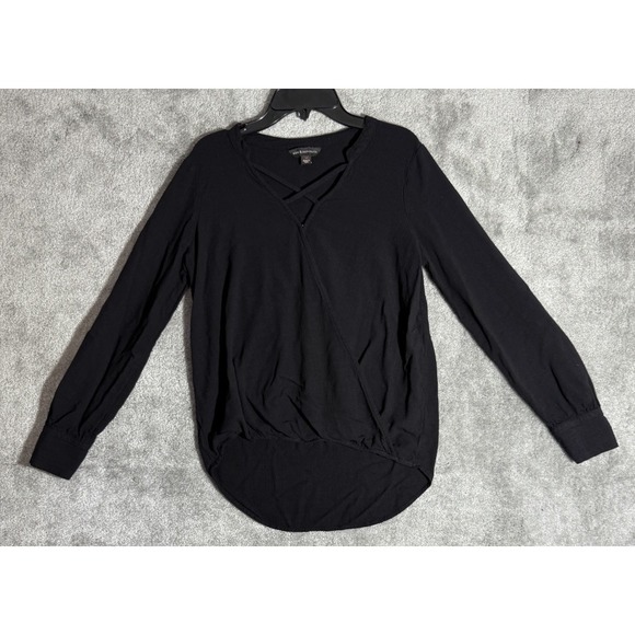 Rock‎ & Republic Womens Wrap Top Black Long Sleeve V Neck Medium - Picture 2 of 4